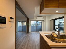 都営新宿線 大島駅 徒歩7分の賃貸マンション 2階1LDKのリビング/ダイニング