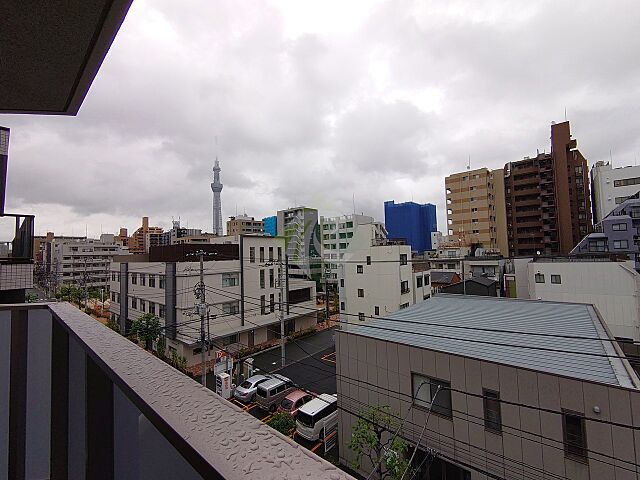 バルコニー