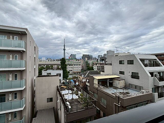 バルコニー