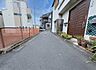 外観：前面道路の写真