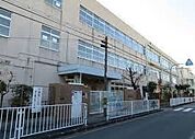 東大阪市立高井田東小学校 徒歩9分。 690m