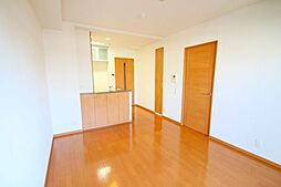 リーガル大阪城東 2階1LDKのリビング/ダイニング