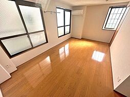 ドリームアサヒ 3階ワンルームのリビング/ダイニング