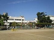 東大阪市立長堂小学校 徒歩4分。 250m