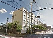 大阪市立鯰江中学校 773m