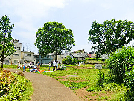 【吉祥寺西公園】徒歩9分(700m)