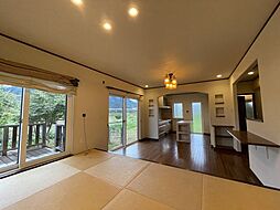 中古戸建　五加 3SLDKのリビング/ダイニング