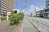 その他：敷地東側の前面道路（南側から）