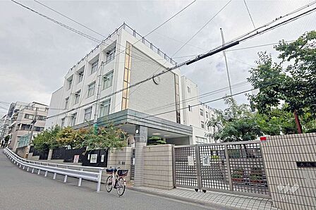 味原小学校[公立]の外観