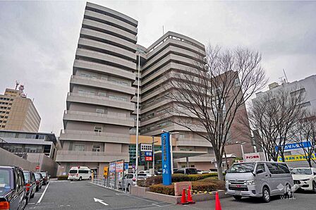 大手前病院の外観