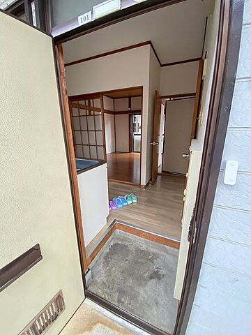 玄関