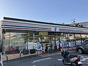 セブン-イレブン 明石荷山町店 560m