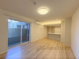 京阪本線 枚方市駅 徒歩5分の賃貸マンション 1階2LDKのリビング/ダイニング