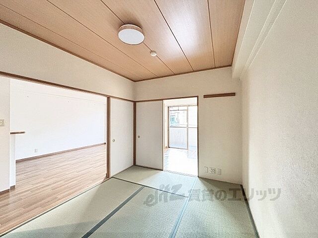 寝室