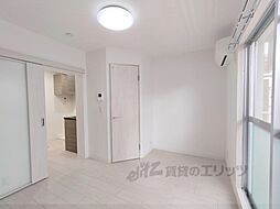 近鉄奈良線 新大宮駅 徒歩4分の賃貸マンション 1階1Kのリビング/ダイニング