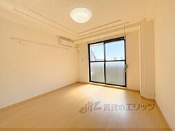 近鉄奈良線 新大宮駅 徒歩4分の賃貸マンション 8階1Kのリビング/ダイニング