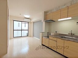 メゾンパレス新大宮 303 3階2LDKのリビング/ダイニング