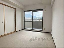 近鉄大阪線 大和朝倉駅 徒歩6分の賃貸マンション 2階3LDKのリビング/ダイニング