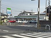 ファミリーマート　広陵みささぎ台店まで350メートル