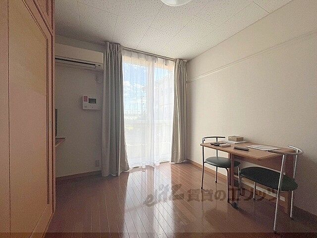 寝室