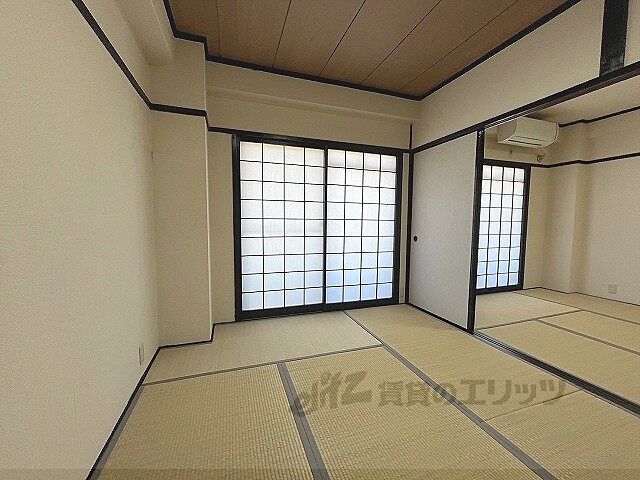 寝室