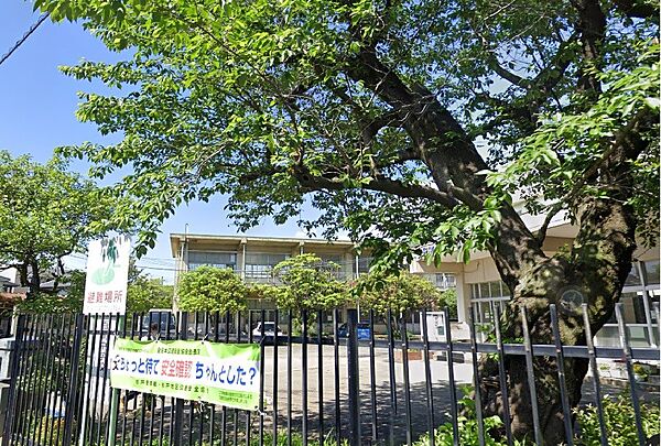 周辺を拡大表示