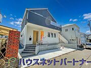 前面道路の日当たりの良い明るいお家。