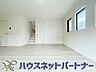 室内：うららかな陽射しがどのお部屋にも降り注ぎますように、快適さを追求した間取設計。得難い立地環境での生活を恵みの豊かな永住の地へと変えてくれます。