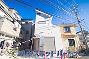 豊かで快適な暮らしを。ここから始まる「日常」はご家族にとってかけがえのない時間となります。少しでも豊かに、快適に。そんな想いから本邸宅は生まれました。