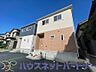 外観：開放的な立地、隣地との空間周辺建物も綺麗で住みやすい