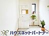 洗面：明るい清潔感のある洗面所は、鏡も大きくシンクが広々。※家具はイメージです