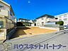 駐車場：戸建ての購入を検討することになったきっかけに「駐車場を持てること」を挙げる方が多くいらっしゃいます。駐車場代金を支払続ける必要がないことは、駐車場付き戸建を持つ最大のメリットです。