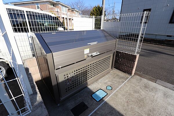 apartment 茨城県常総市内守谷町きぬの里
内守谷町きぬの里の賃貸情報を見る
物件地図