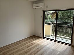 アイビス小絹 A 104号室 1階ワンルームのリビング/ダイニング