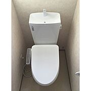 温水シャワー付きトイレです
