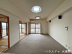 居間
