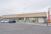 桐生信用金庫 赤堀支店 2428m