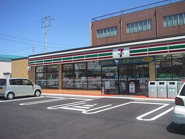画像22:セブンイレブン伊勢崎羽黒台店 636m