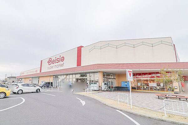 画像19:ベイシア スーパーマーケット伊勢崎駅前店 577m