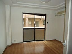 東武伊勢崎線 新伊勢崎駅 徒歩16分の賃貸アパート 2階1Kのリビング/ダイニング