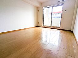 東武伊勢崎線 新伊勢崎駅 徒歩21分の賃貸マンション 1階ワンルームのリビング/ダイニング