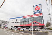 ヤマダデンキ テックランド伊勢崎店 683m