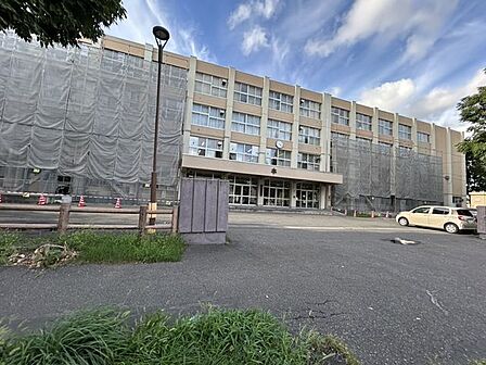 【周辺環境】北栄中学校まで徒歩約10分です。(約750m)