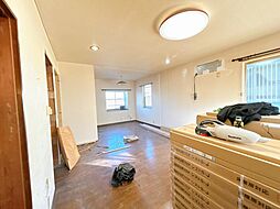 龍ケ崎市南が丘4丁目　戸建て 4SLDKのリビング/ダイニング