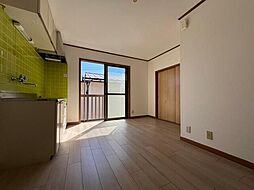 居間