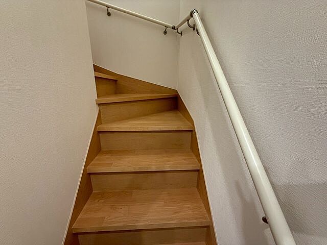 室内 津市鳥居町