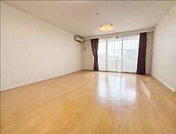 フレストスクエア元植田 3LDKのリビング/ダイニング