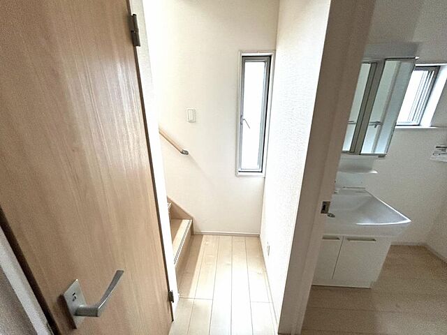 室内 越前市矢放町7-14-22