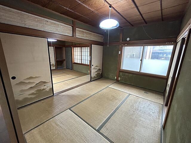 室内 敦賀市若葉町2丁目1519