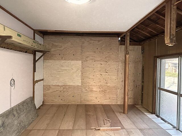 室内 敦賀市若葉町2丁目1519